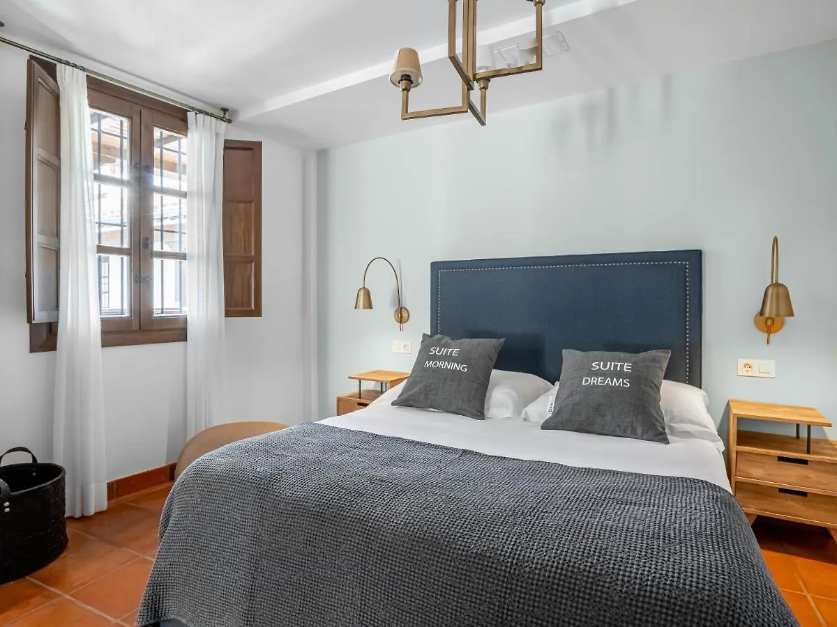 Limehome Granada Calle Santa Ana ספרד