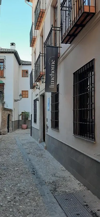 Apartment Limehome Granada Calle Santa Ana Spain