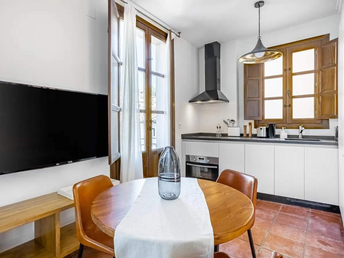 Limehome Granada Calle Santa Ana Spain