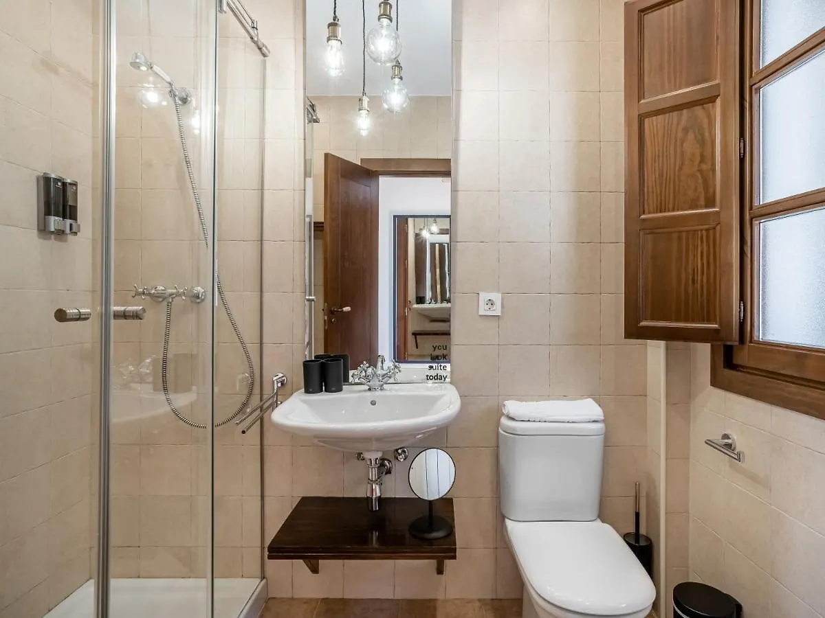 Limehome Granada Calle Santa Ana Appartement